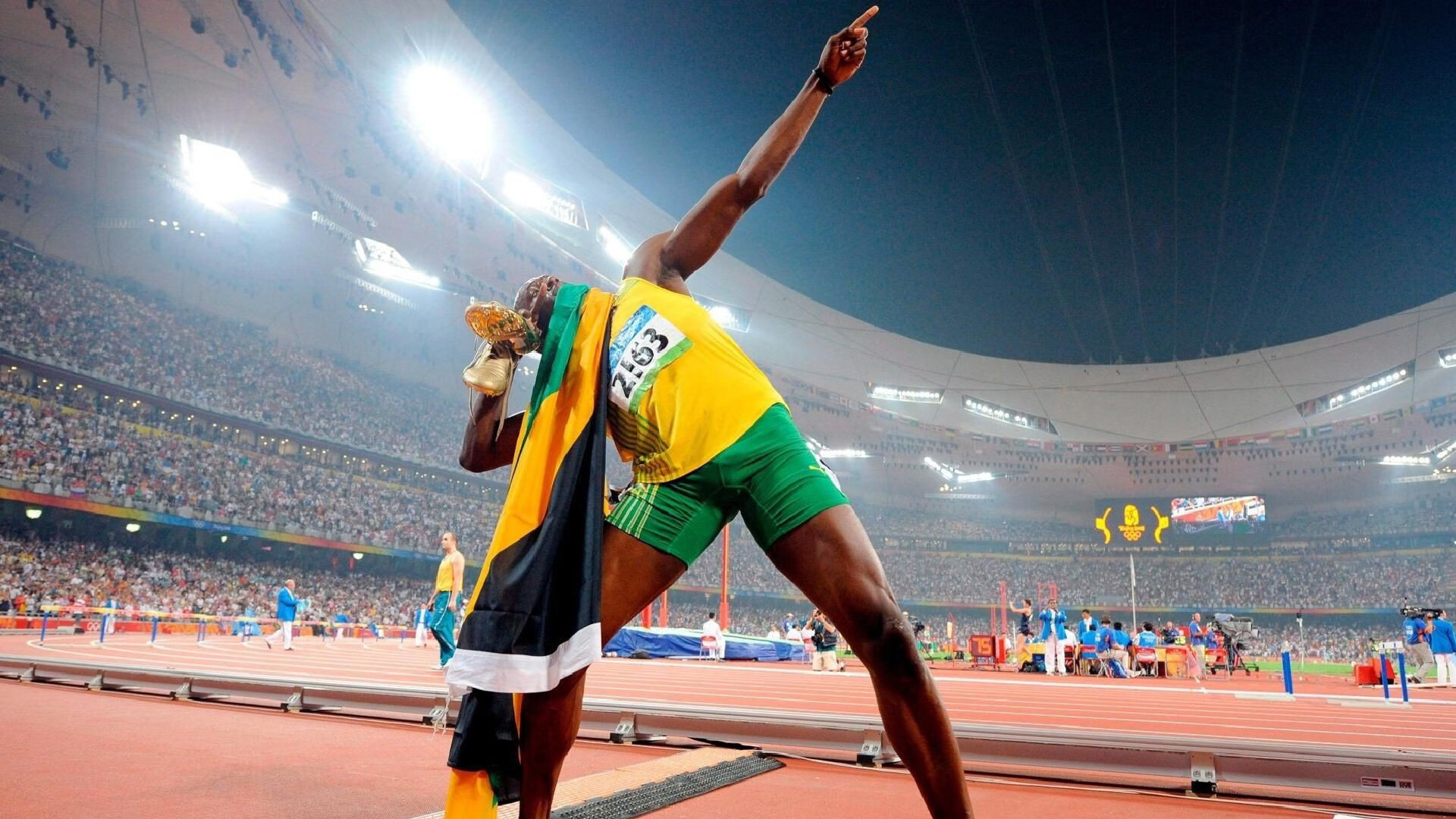 世界杯预选赛转会风云：广厦男篮盯上锋线强援，C罗或成交易筹码